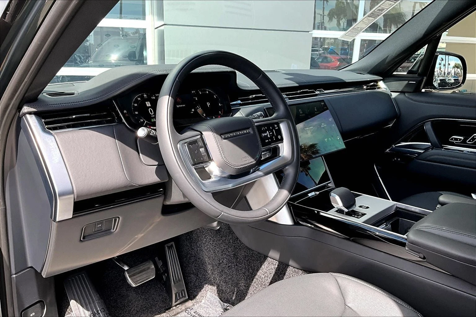 2026 Land Rover Range Rover SE (L460), 6/14