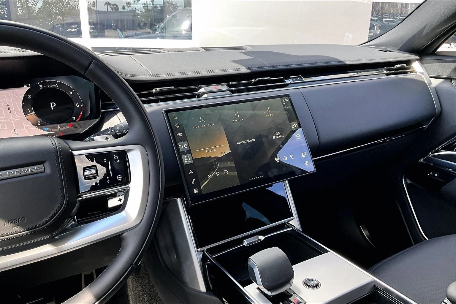 2026 Land Rover Range Rover SE (L460), 7/14