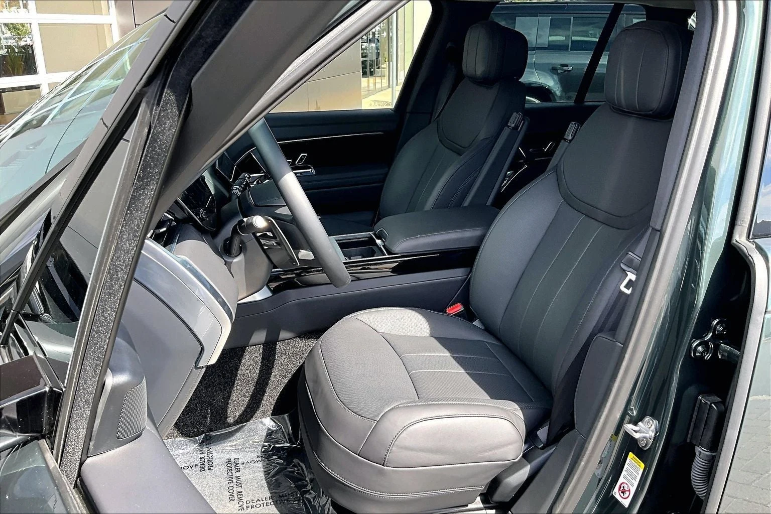 2026 Land Rover Range Rover SE (L460), 9/14