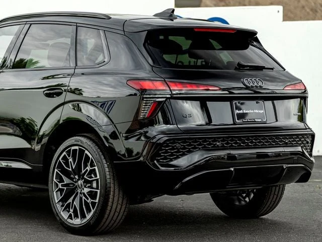 2026 Audi Q3 S line quattro (FJ), 10/20