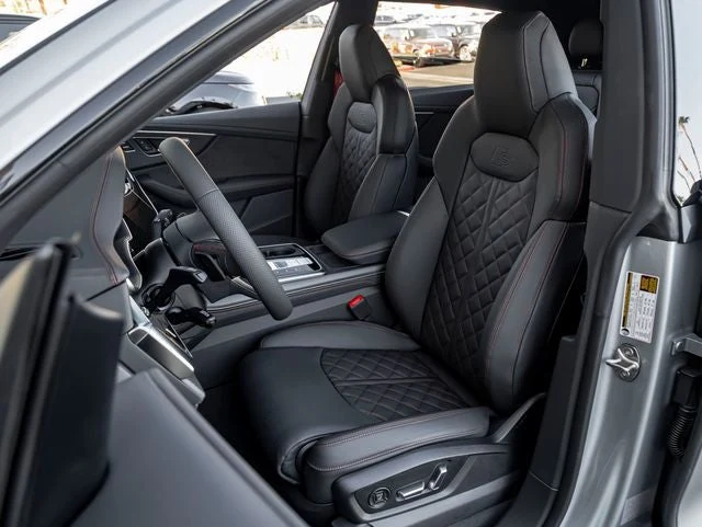 2026 Audi Q8 55 Prestige quattro (4M), 13/20