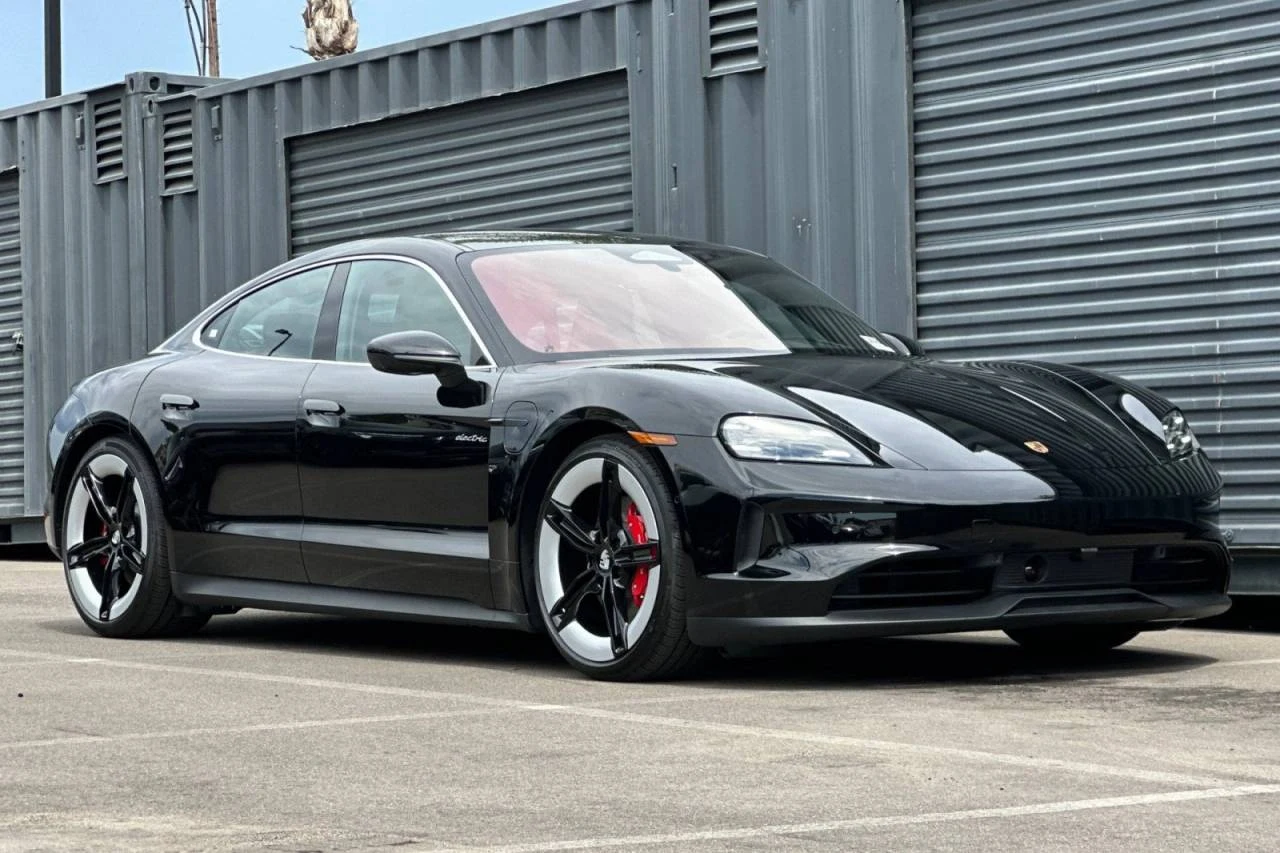 2026 Porsche Taycan 4S (2025 Update), 10/20