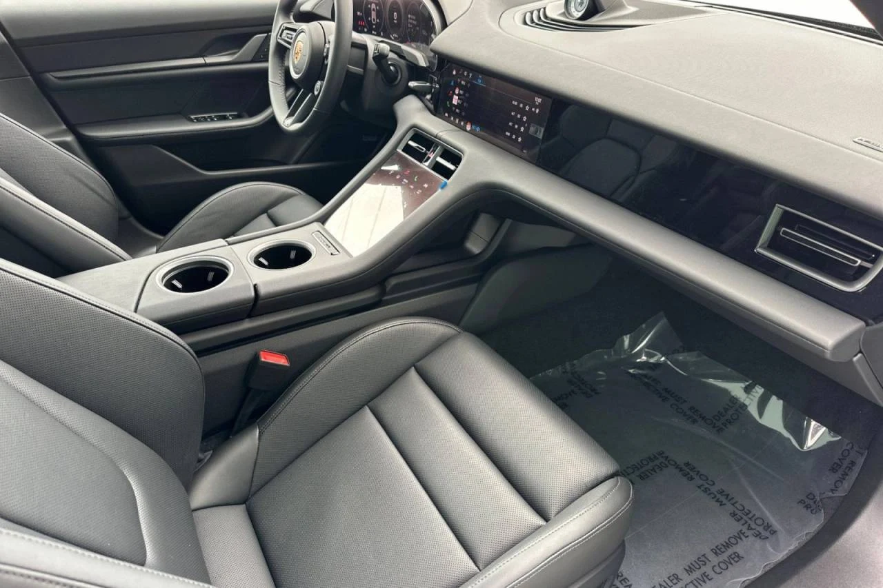 2026 Porsche Taycan 4S (2025 Update), 15/20