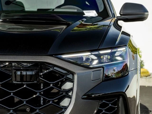 2026 Audi RS Q8 performance (4M), 11/20