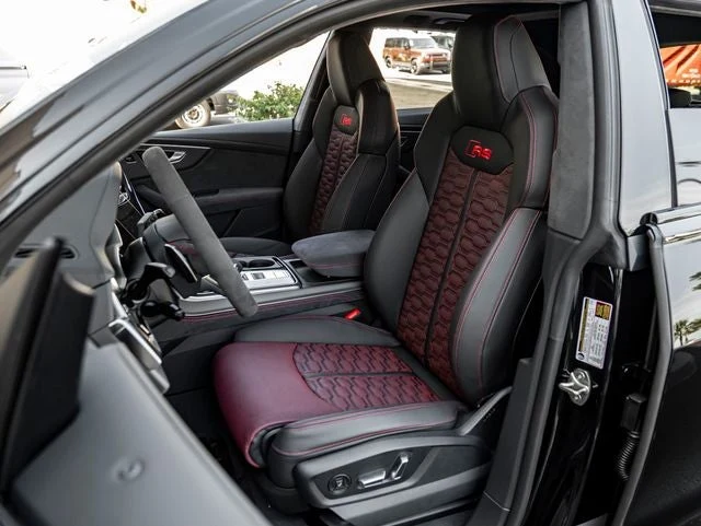 2026 Audi RS Q8 performance (4M), 16/20