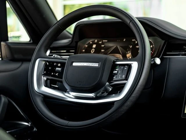 2026 Land Rover Range Rover SE LWB (L460), 19/20
