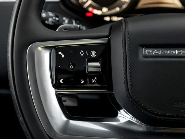 2026 Land Rover Range Rover SE LWB (L460), 20/20