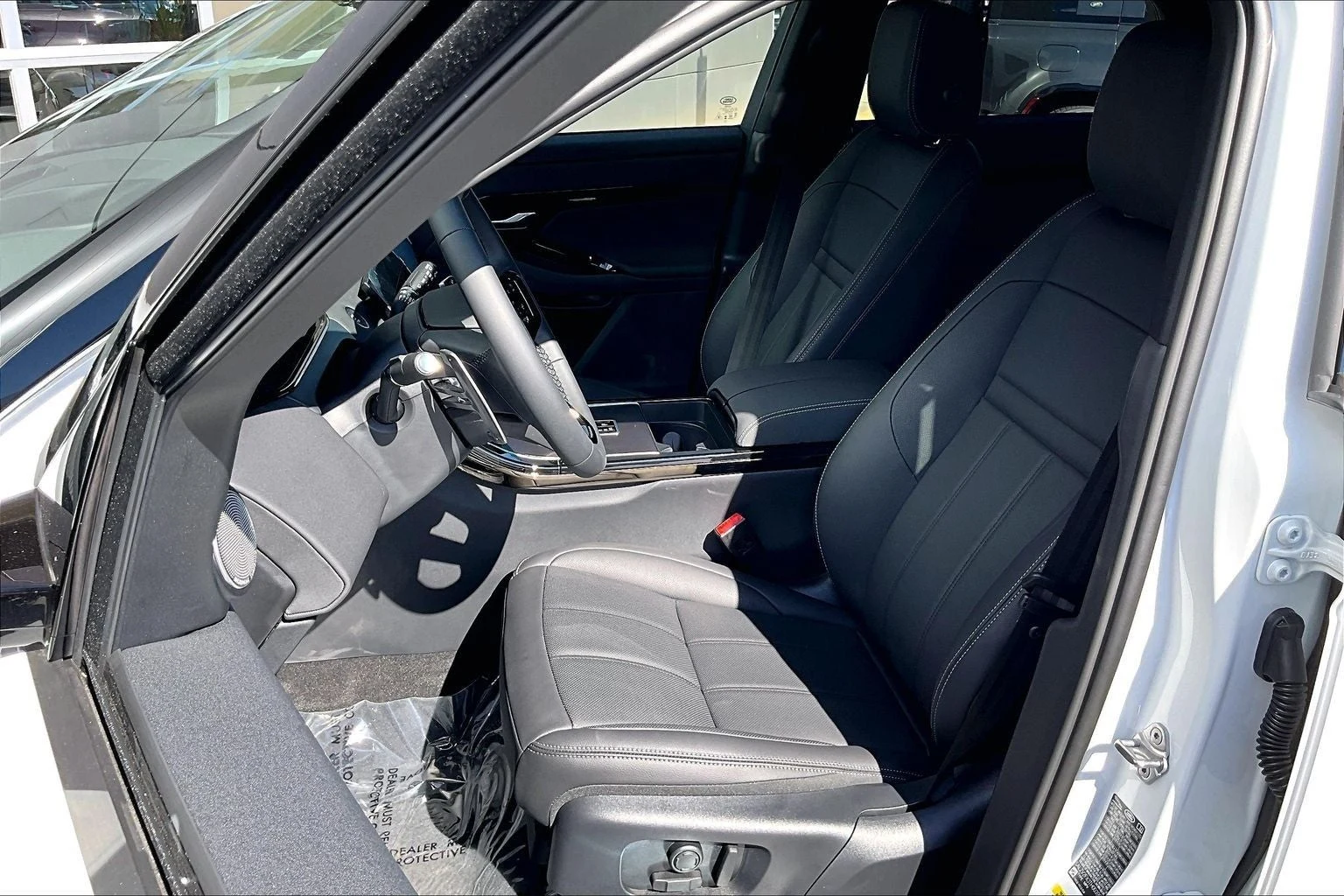 2026 Land Rover Range Rover Evoque Hoxton Edition (L551), 9/14