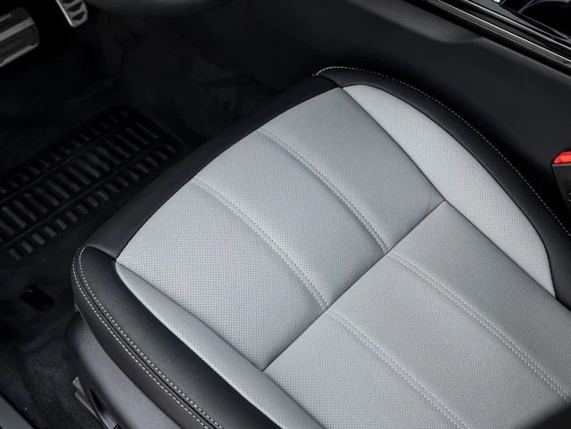 2026 Land Rover Range Rover Evoque Hoxton Edition (L551), 15/20