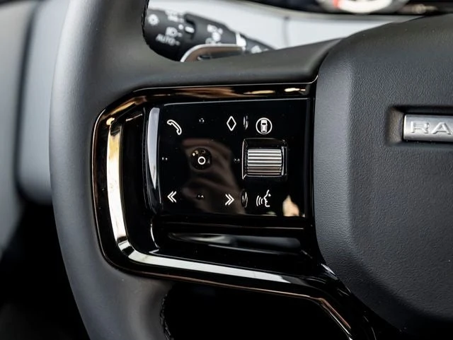 2026 Land Rover Range Rover Evoque Hoxton Edition (L551), 19/20
