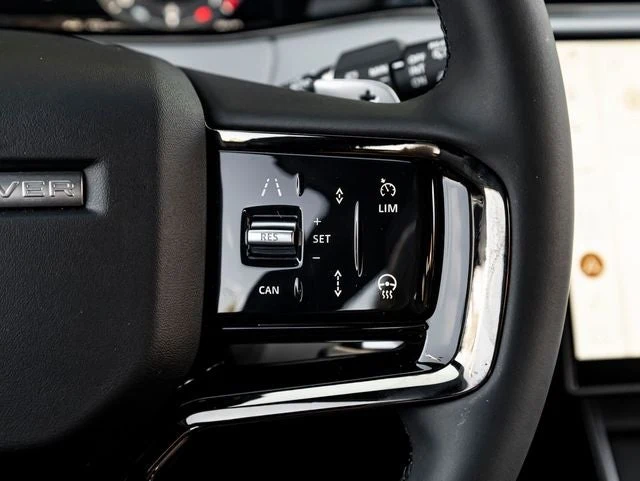 2026 Land Rover Range Rover Evoque Hoxton Edition (L551), 20/20