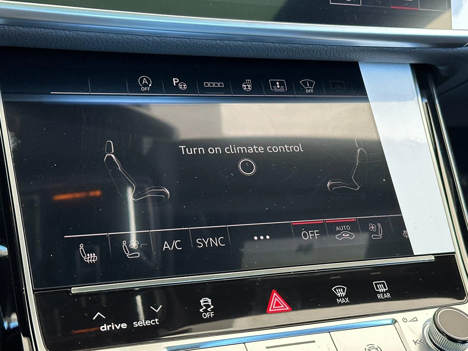 2026 Audi A8 L quattro (D5), 19/20