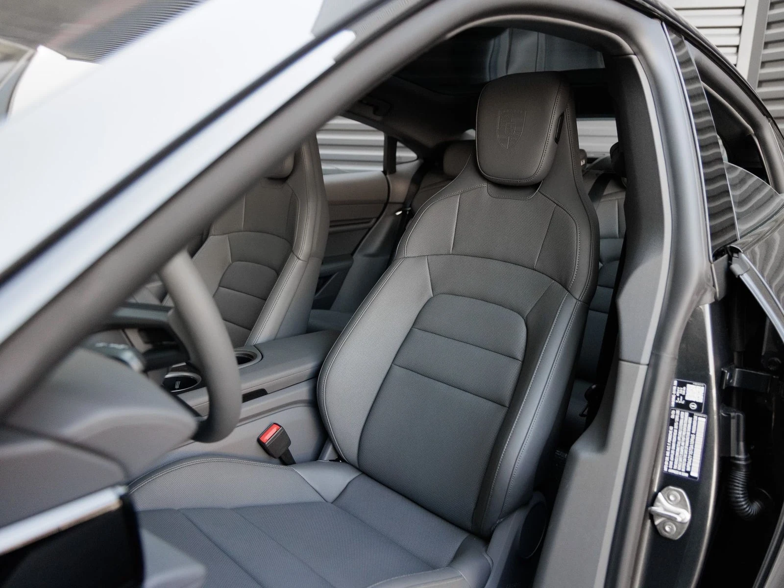 2026 Porsche Taycan 4 Sedan (2025 Update), 5/20