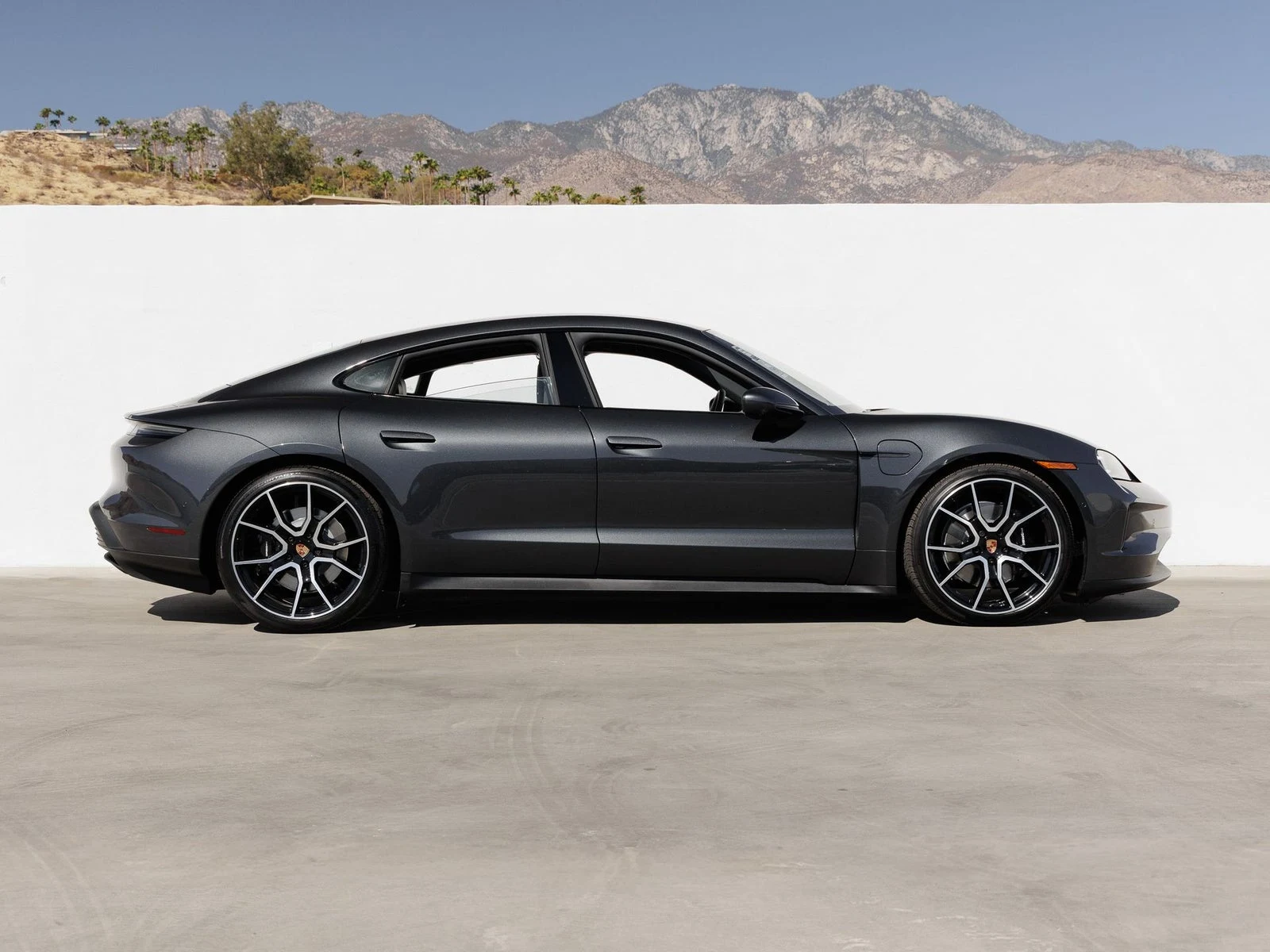 2026 Porsche Taycan 4 Sedan (2025 Update), 8/20