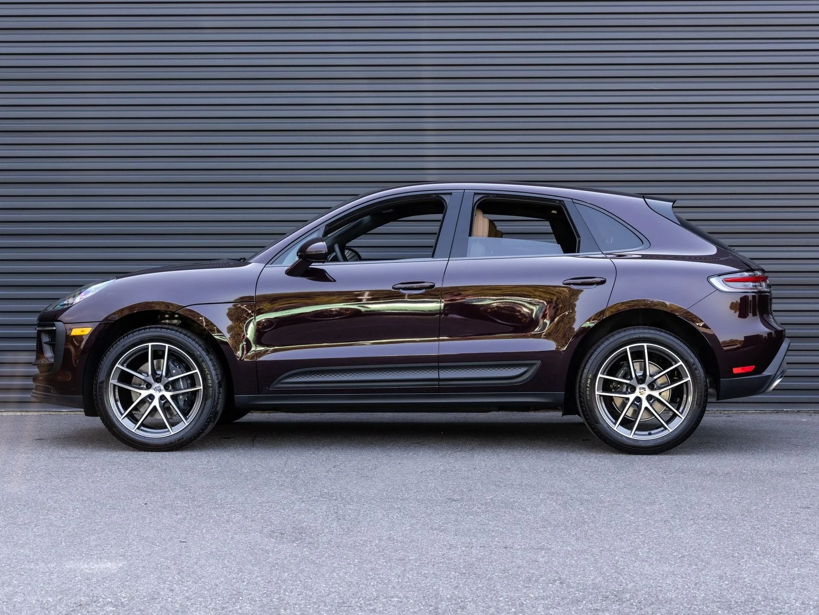 2026 Porsche Macan (95B), 2/20