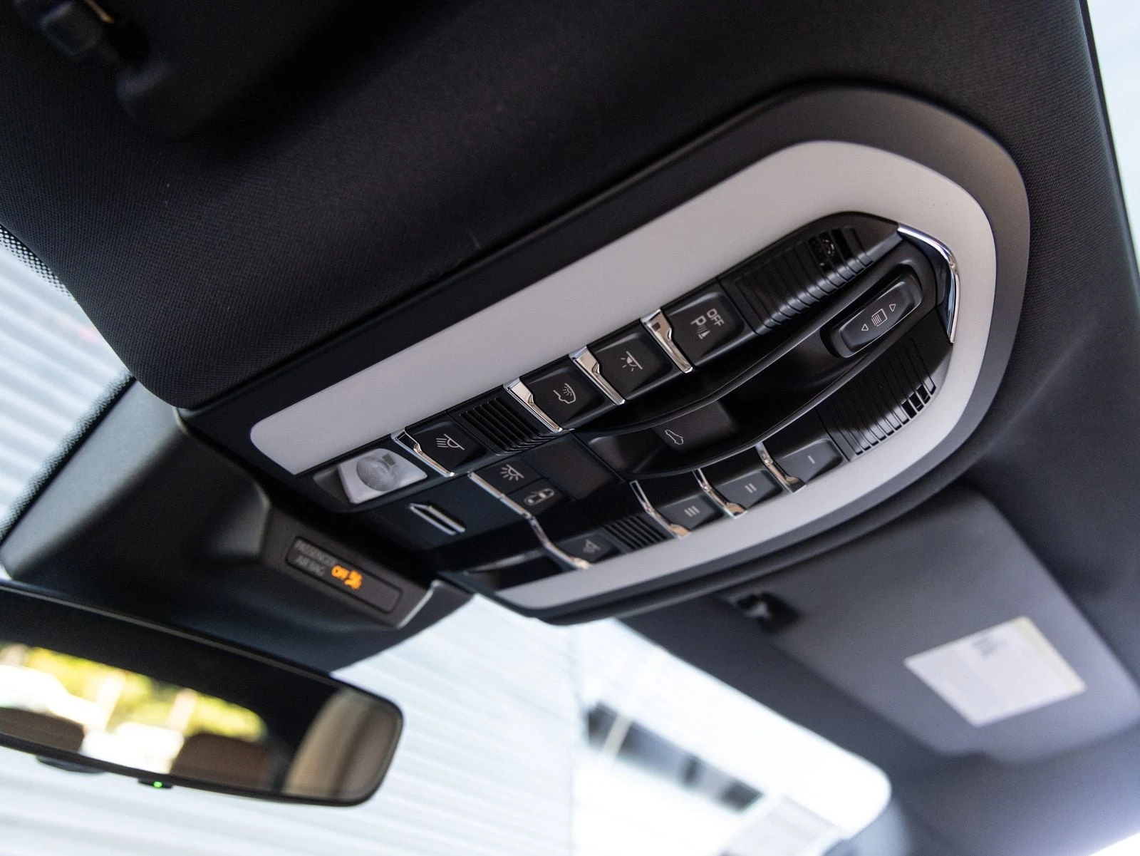 2026 Porsche Macan (95B), 19/20
