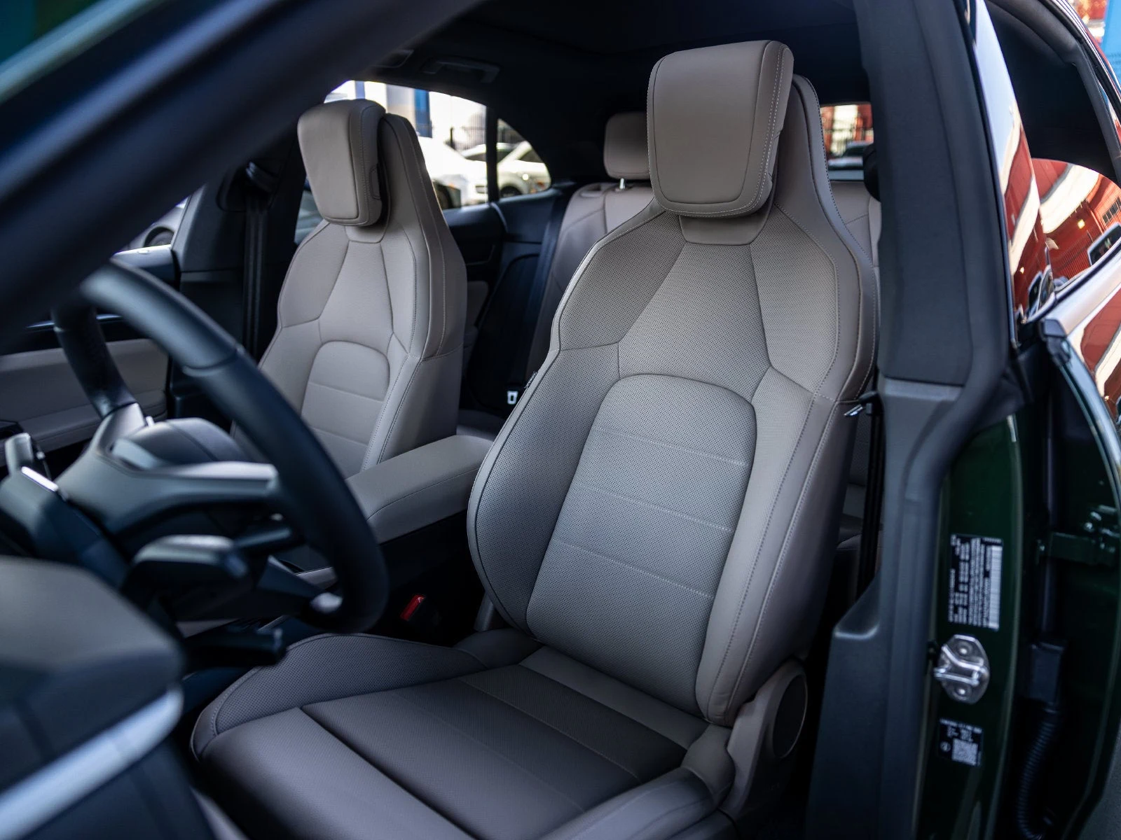 2026 Porsche Macan 4 Electric (XAB), 5/20