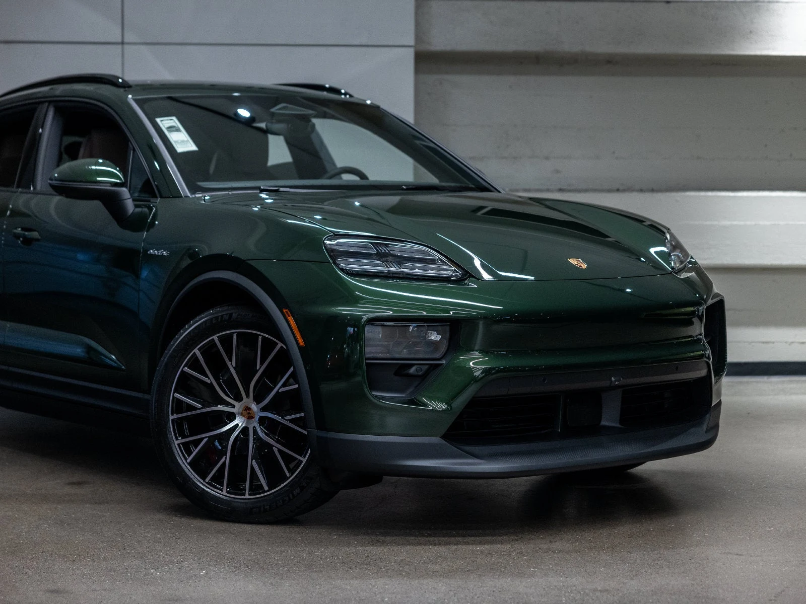 2026 Porsche Macan 4 Electric (XAB), 16/20