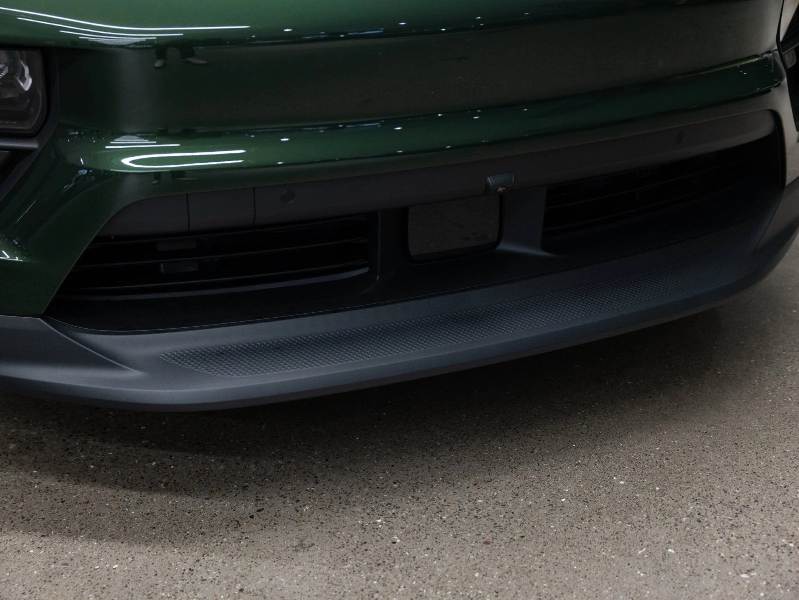 2026 Porsche Macan 4 Electric (XAB), 18/20