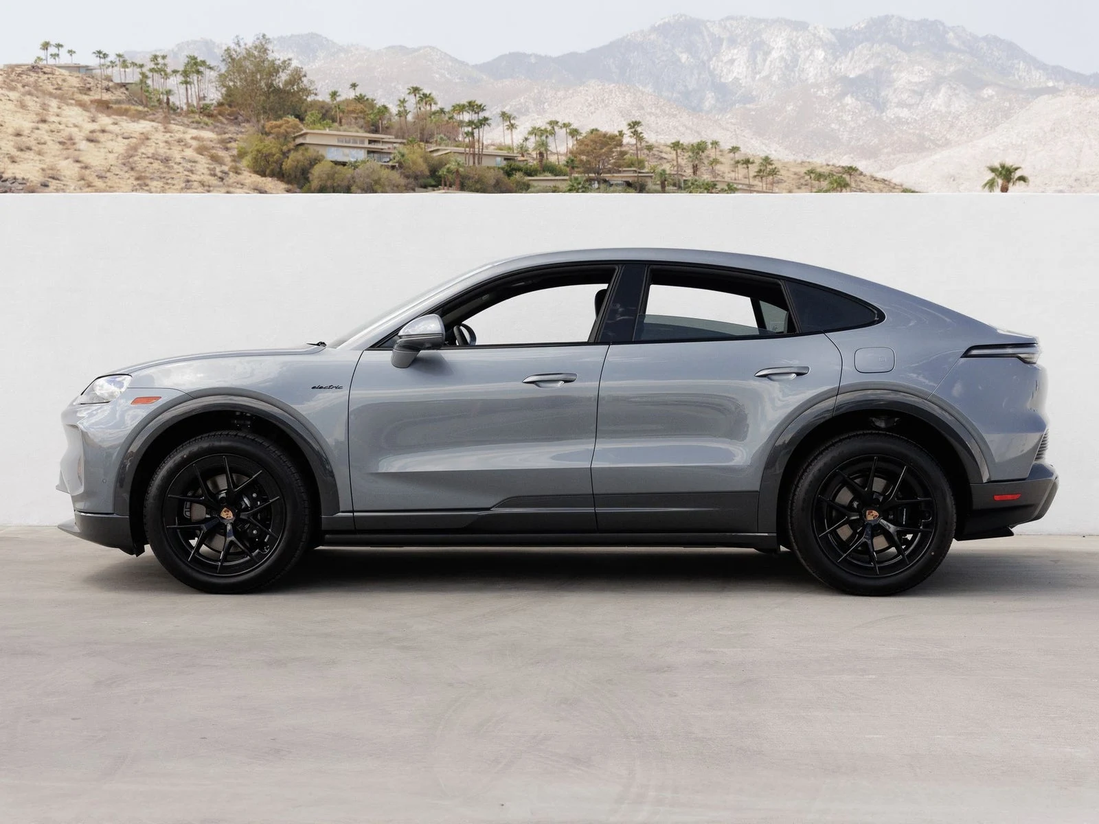 2026 Porsche Cayenne Coupé Electric (E4), 2/20