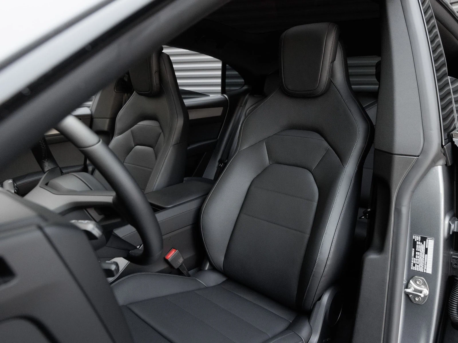 2026 Porsche Cayenne Coupé Electric (E4), 5/20