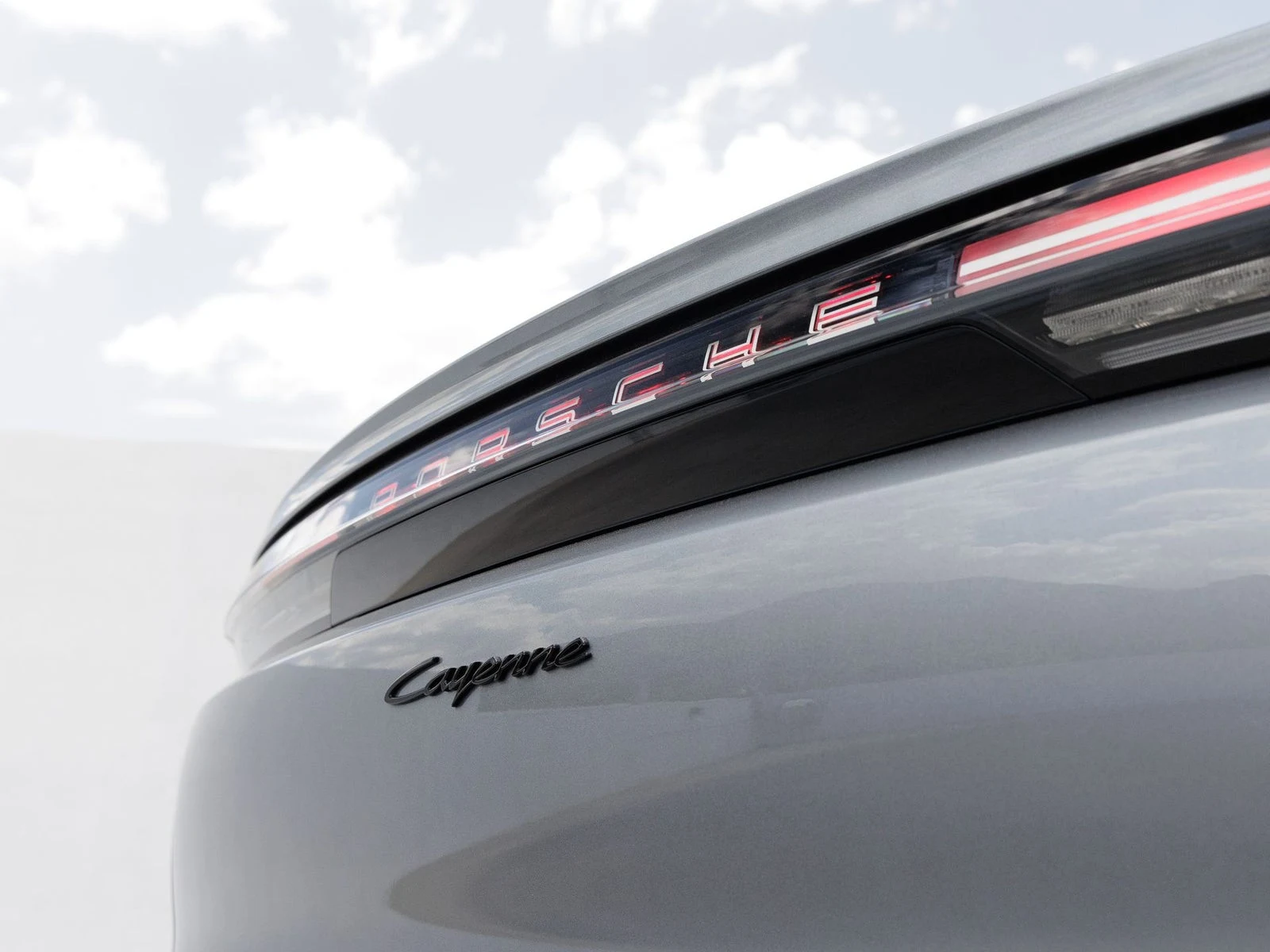2026 Porsche Cayenne Coupé Electric (E4), 12/20
