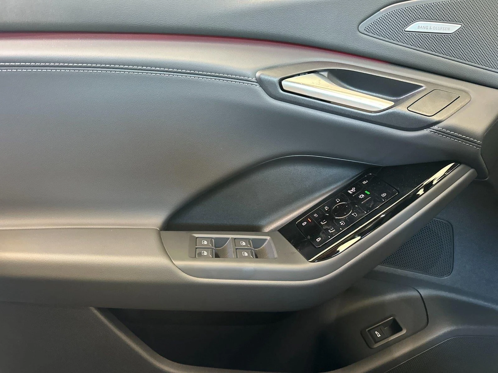 2027 Audi Q6 e-tron Sportback Premium Plus, 10/20