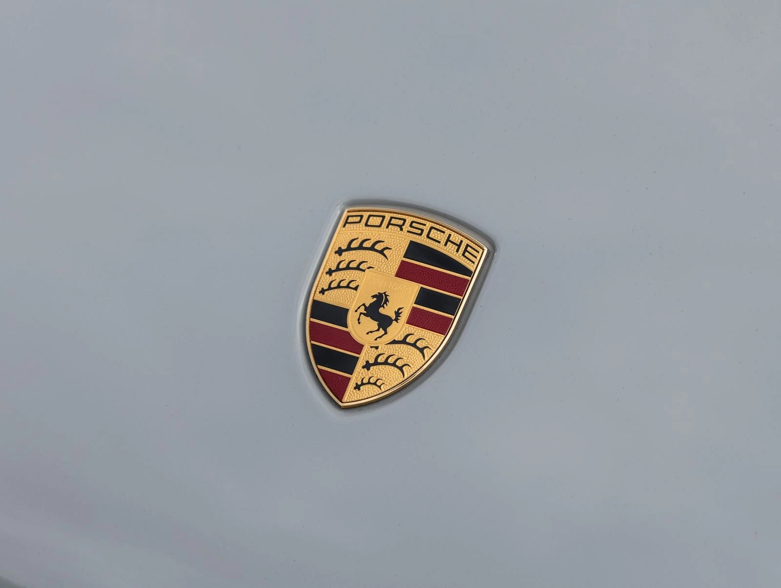 2026 Porsche Macan T (95B), 19/20
