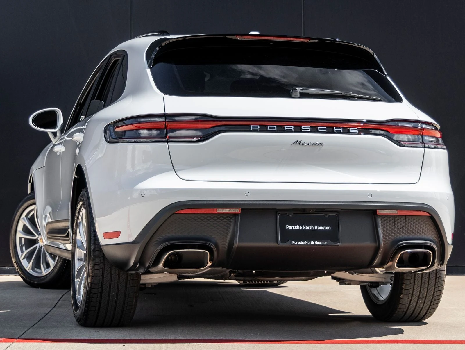 2026 Porsche Macan (95B), 3/20