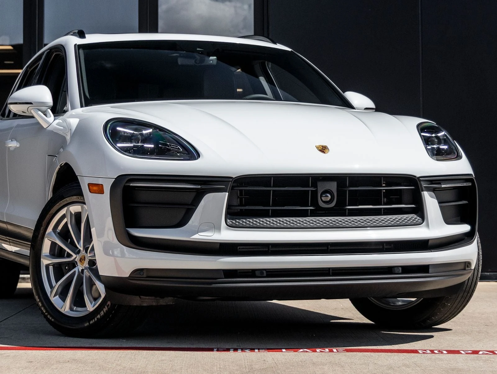2026 Porsche Macan (95B), 9/20