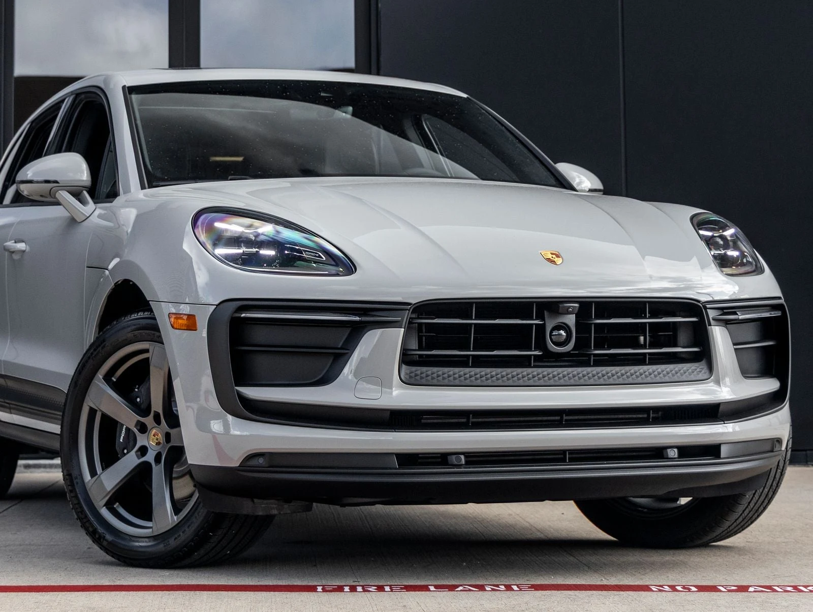 2026 Porsche Macan (95B), 9/20