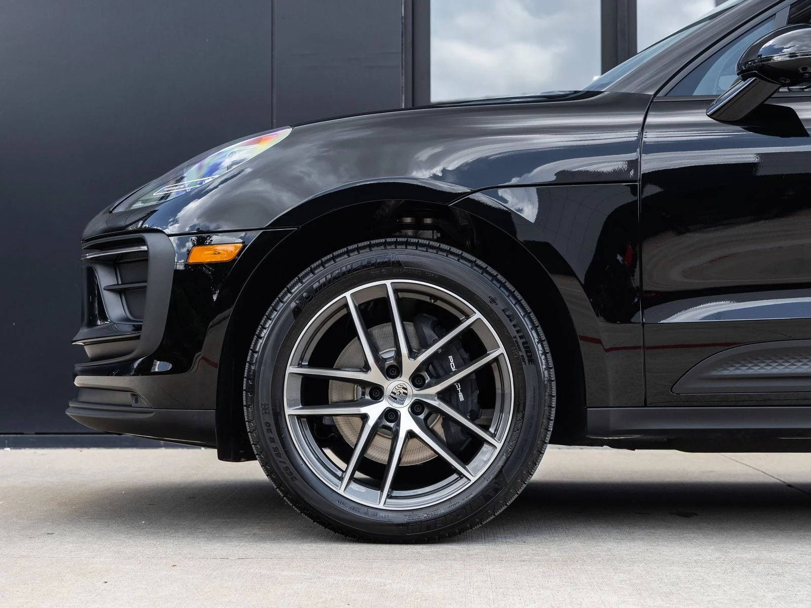 2026 Porsche Macan (95B), 13/20