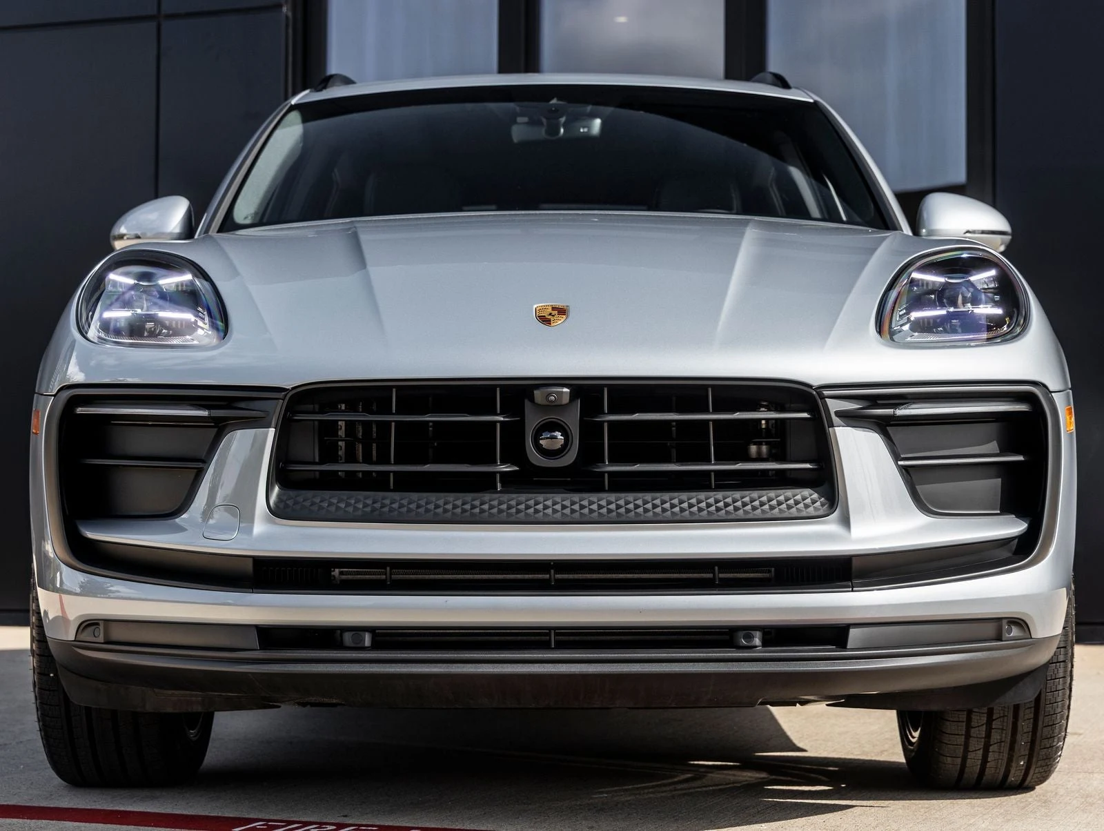 2026 Porsche Macan (95B), 9/20