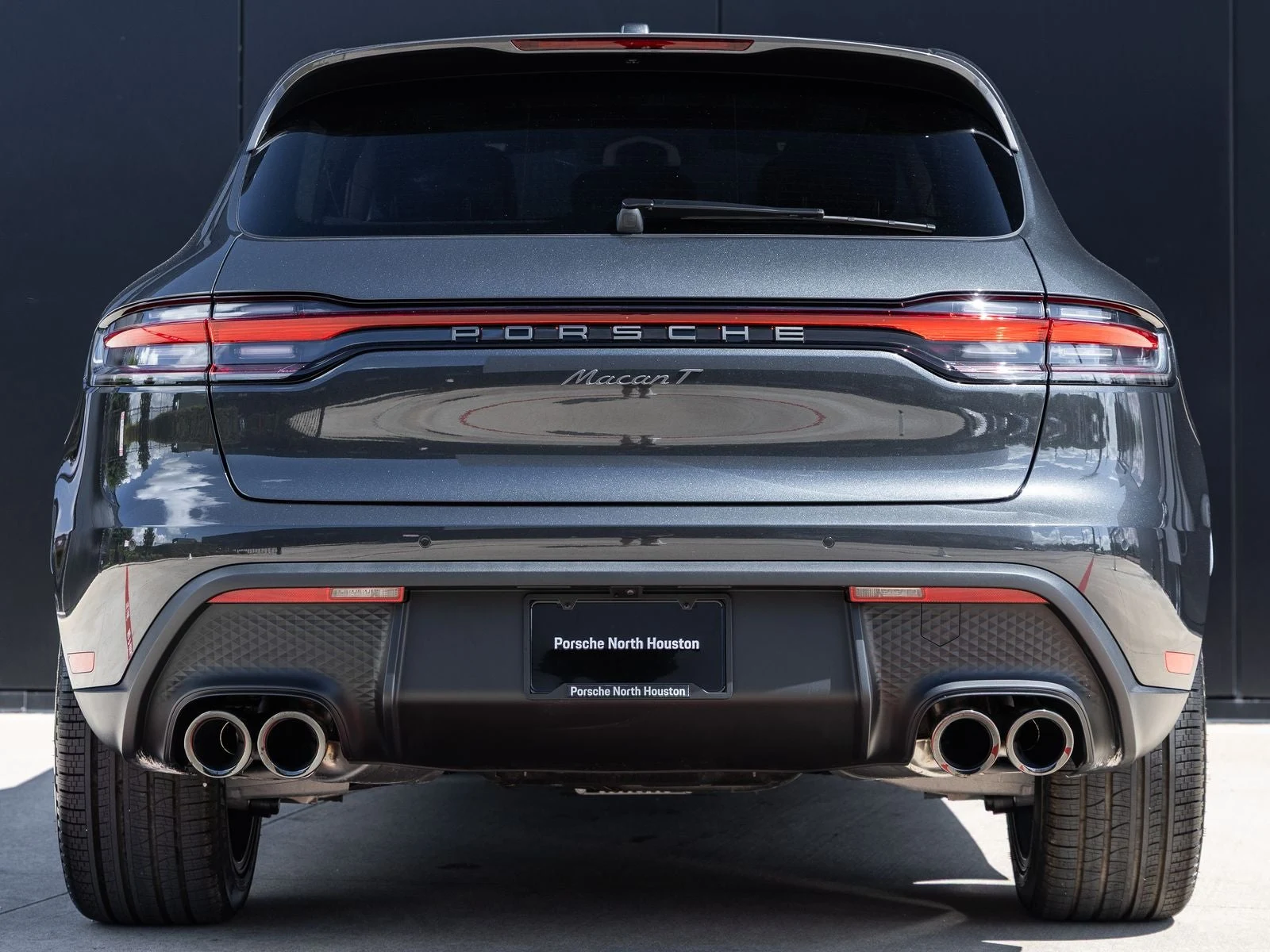 2026 Porsche Macan T (95B), 10/20