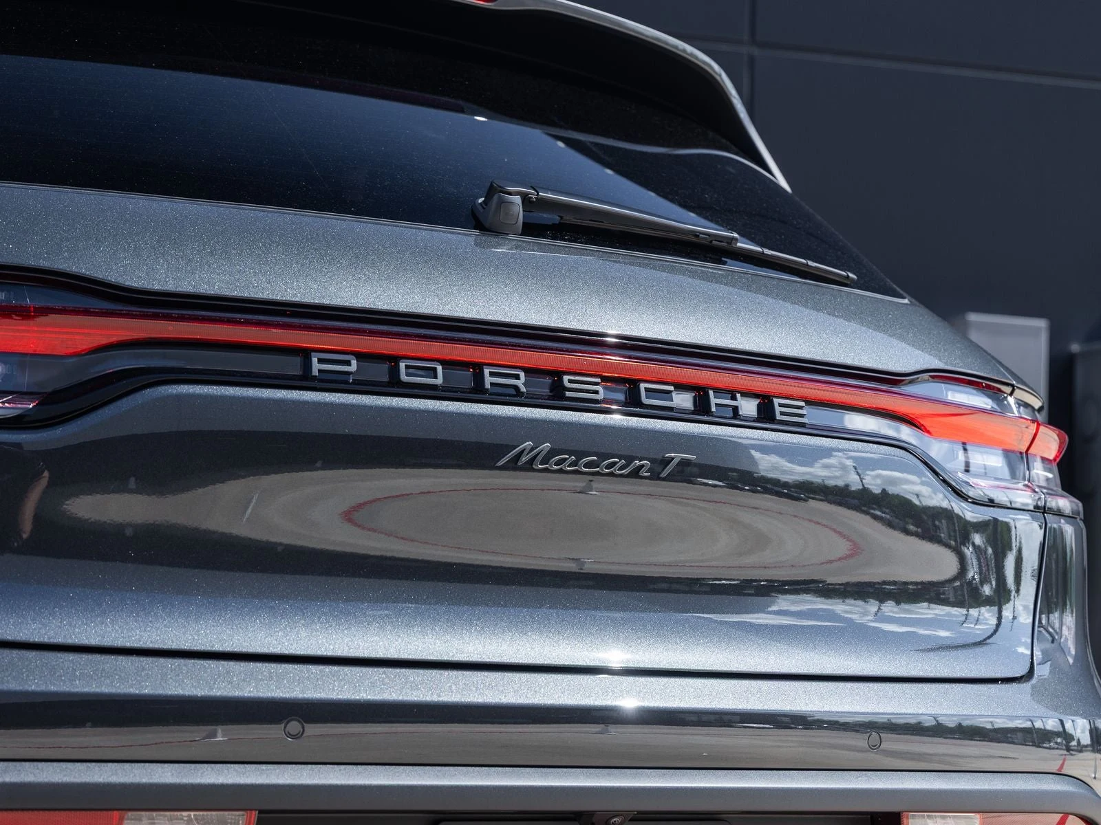 2026 Porsche Macan T (95B), 15/20