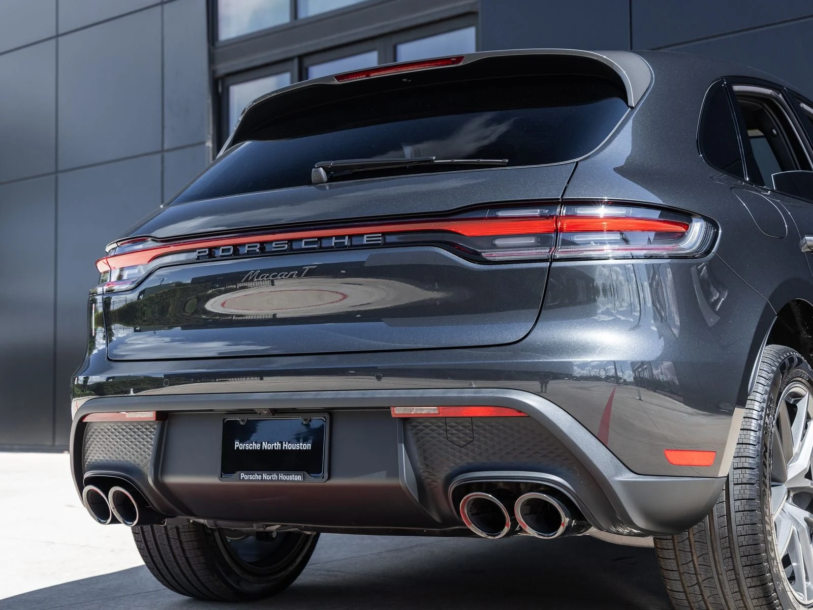 2026 Porsche Macan T (95B), 17/20