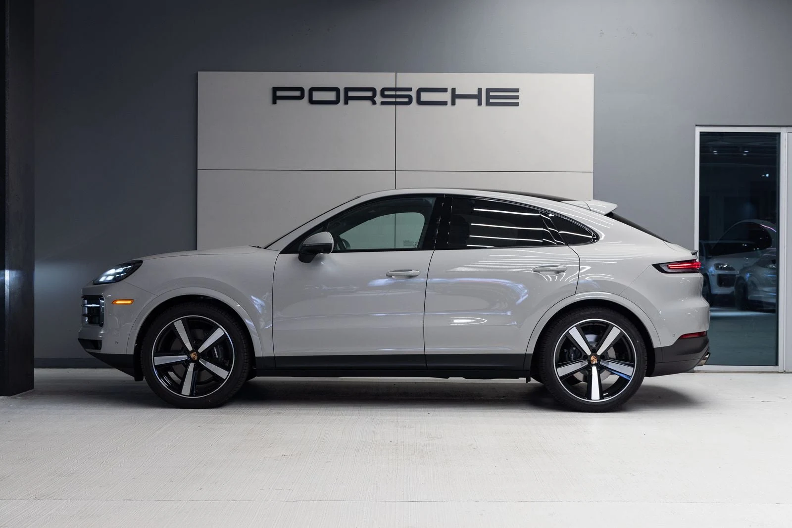 2026 Porsche Cayenne Coupé (3rd Generation), 2/20