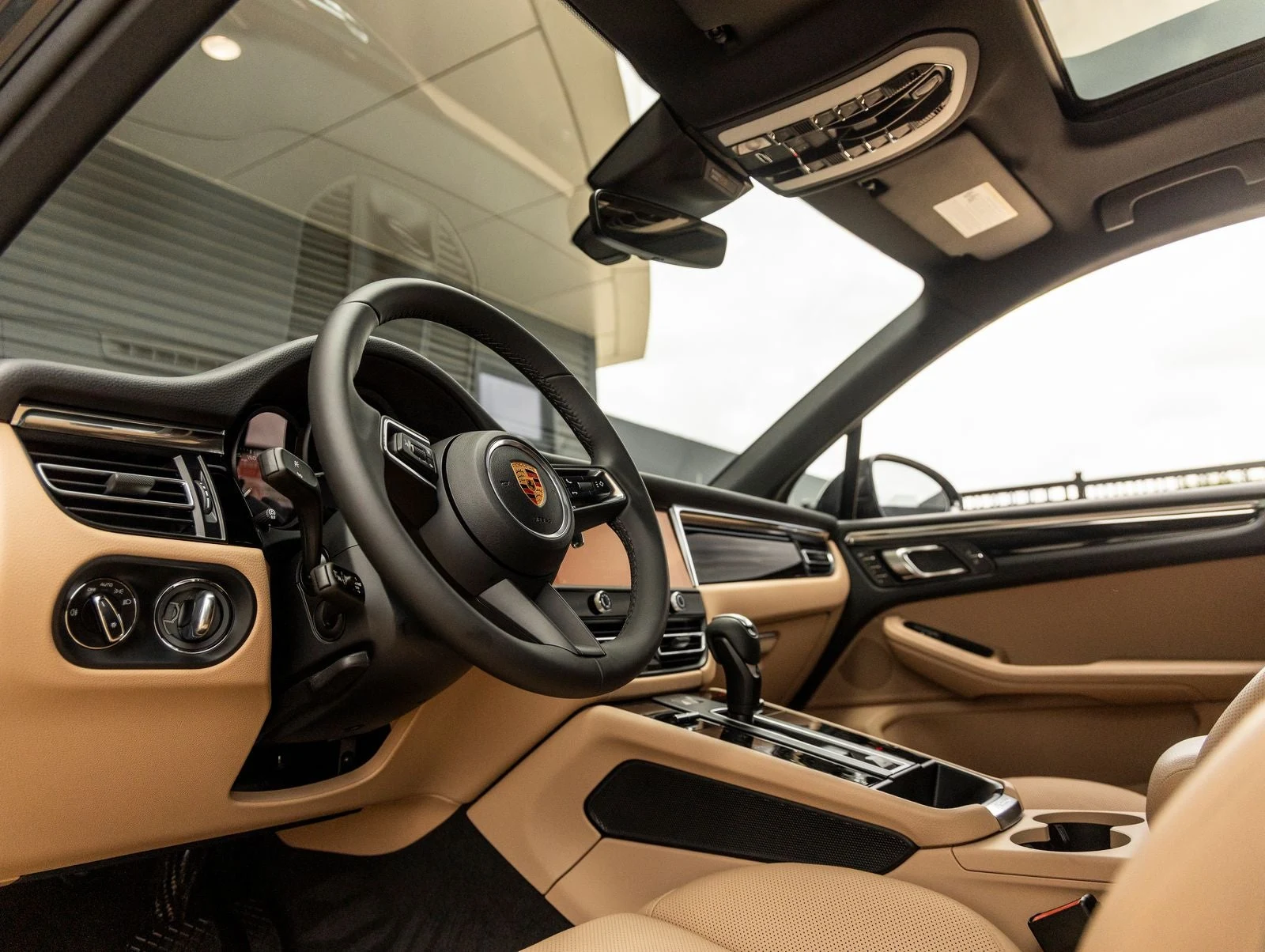 2026 Porsche Macan (95B), 4/20