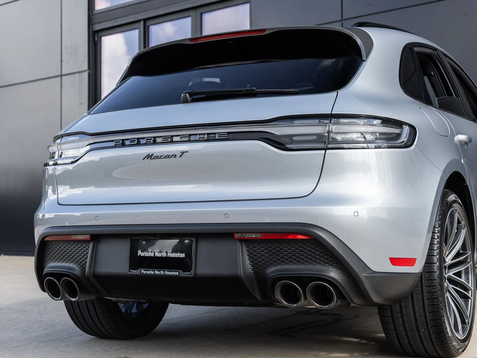 2026 Porsche Macan T (95B), 17/20