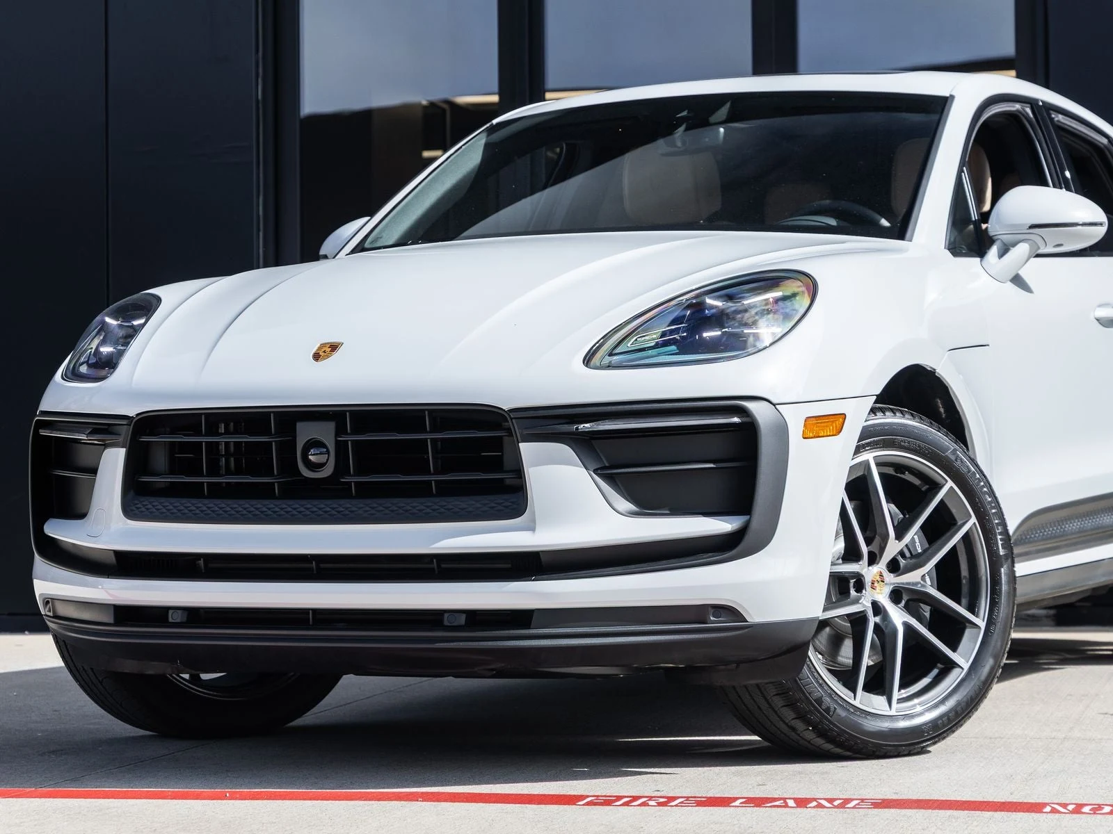 2026 Porsche Macan (95B), 7/20