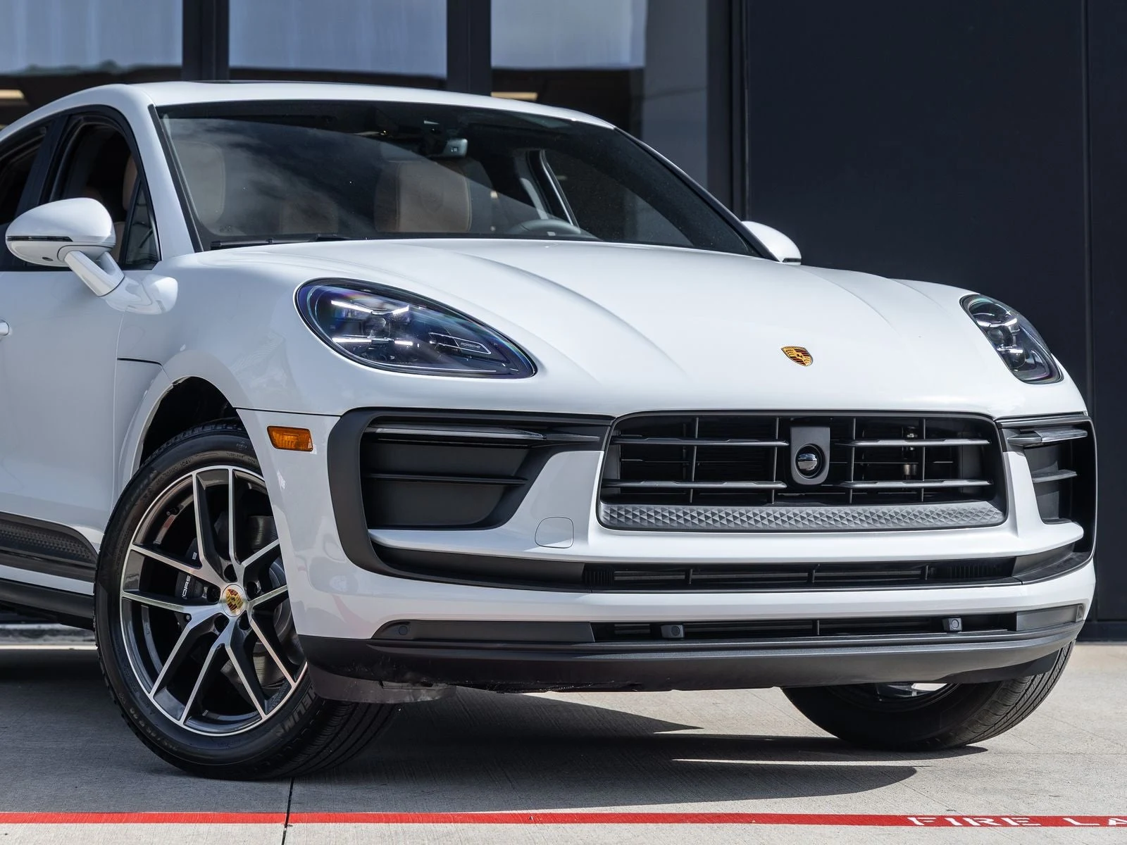 2026 Porsche Macan (95B), 9/20