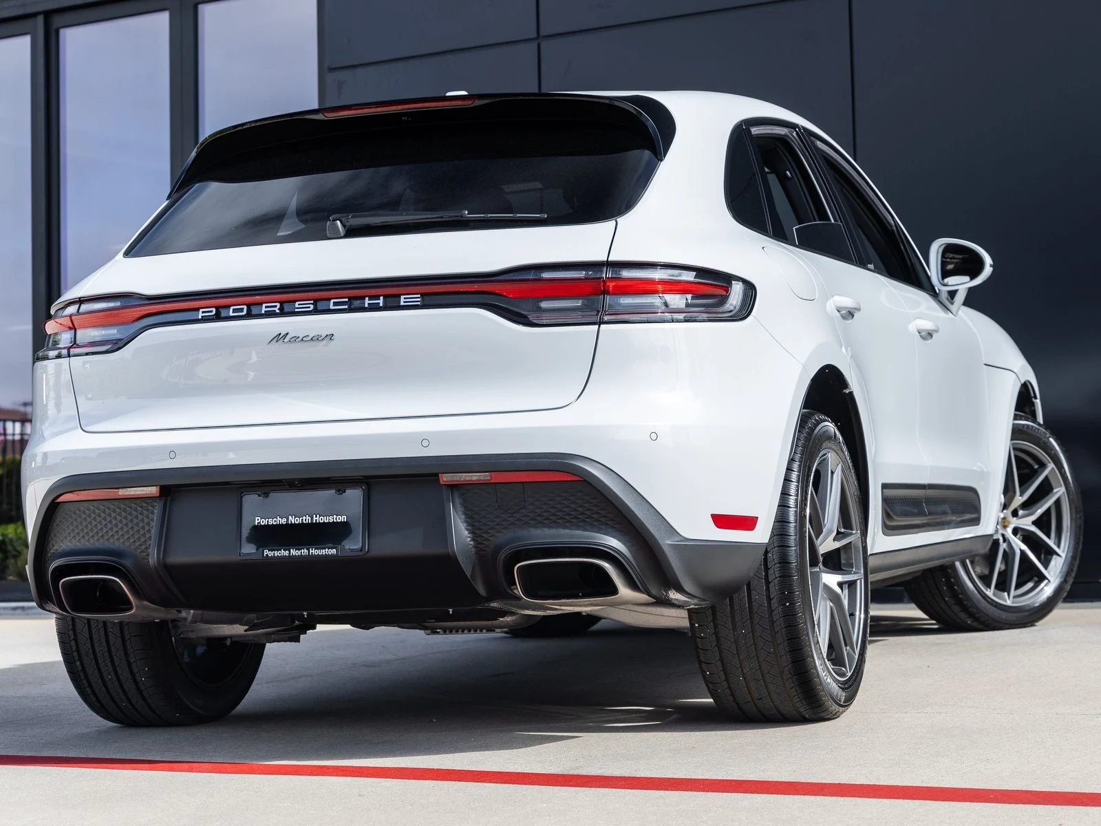 2026 Porsche Macan (95B), 11/20