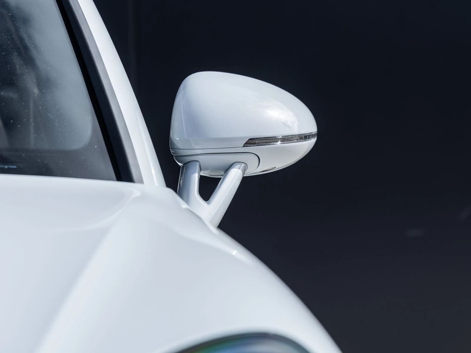 2026 Porsche Macan (95B), 19/20