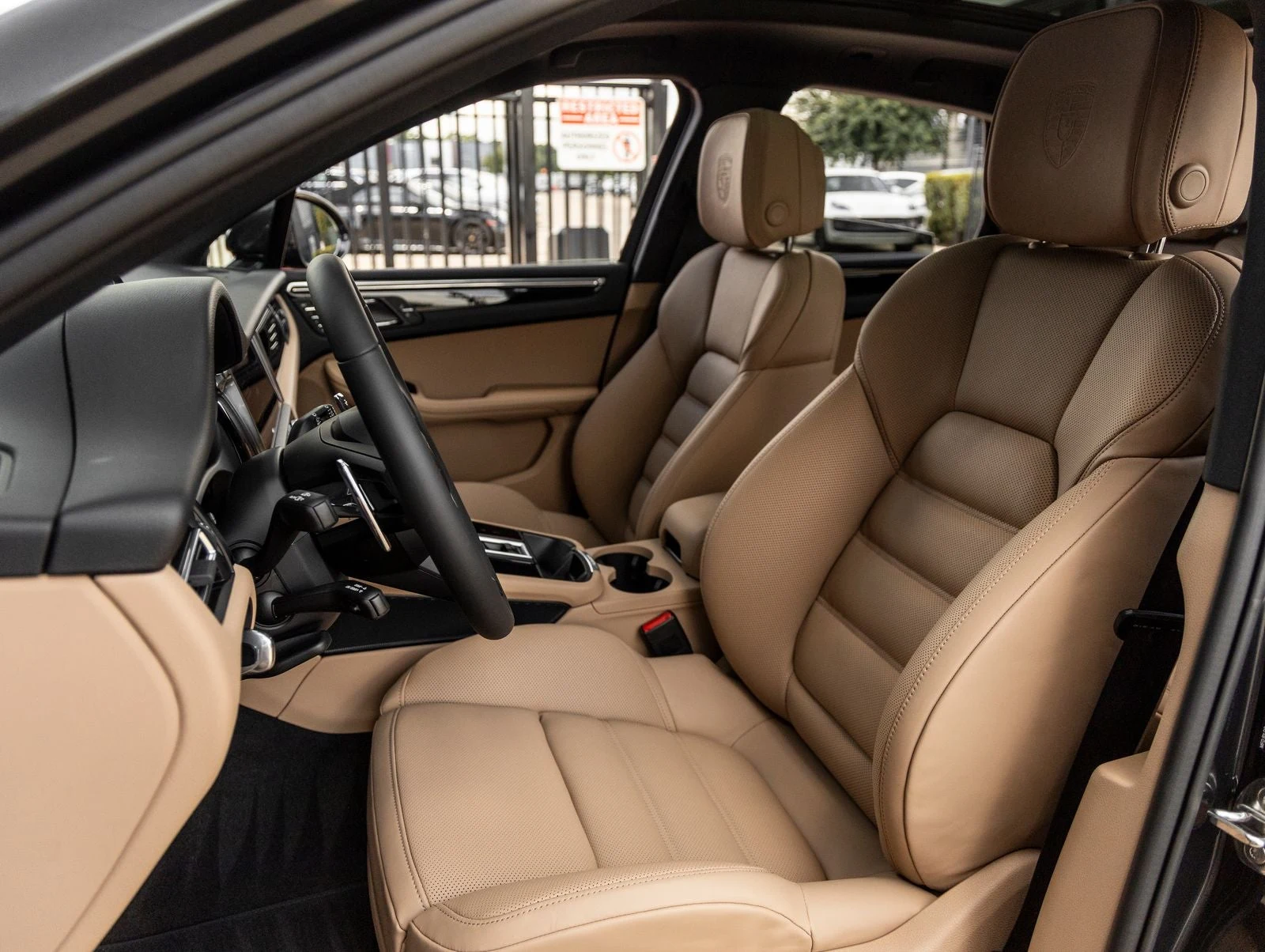 2026 Porsche Macan (95B), 5/20