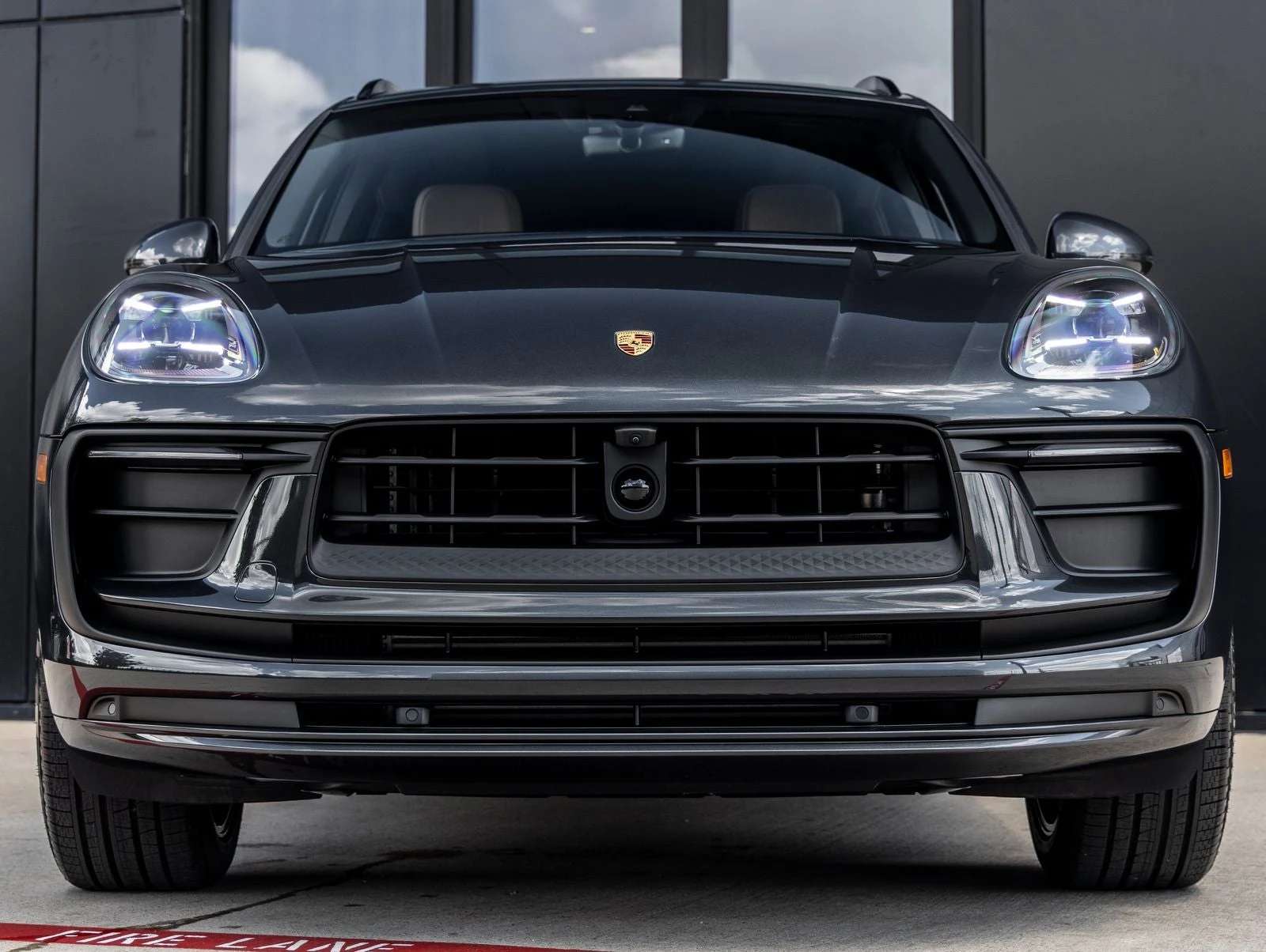 2026 Porsche Macan (95B), 8/20