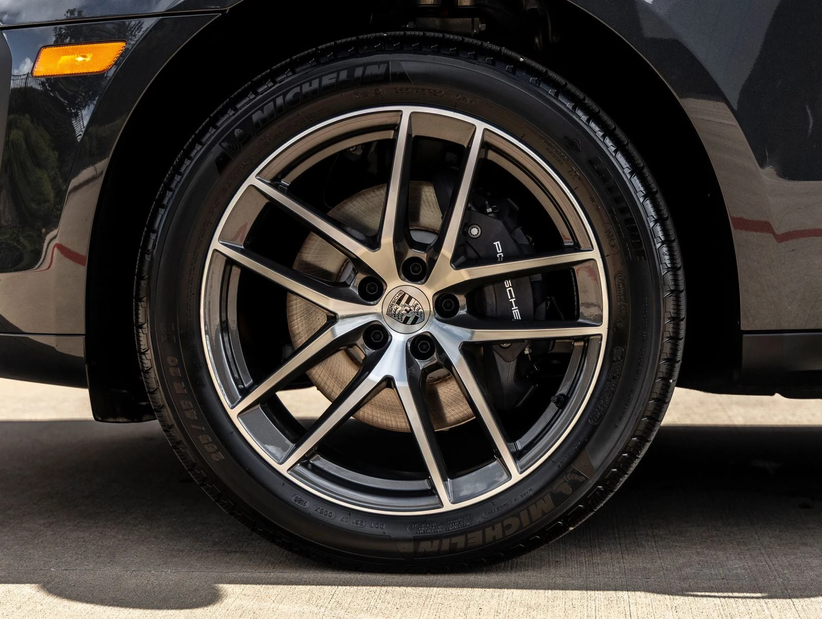 2026 Porsche Macan (95B), 15/20
