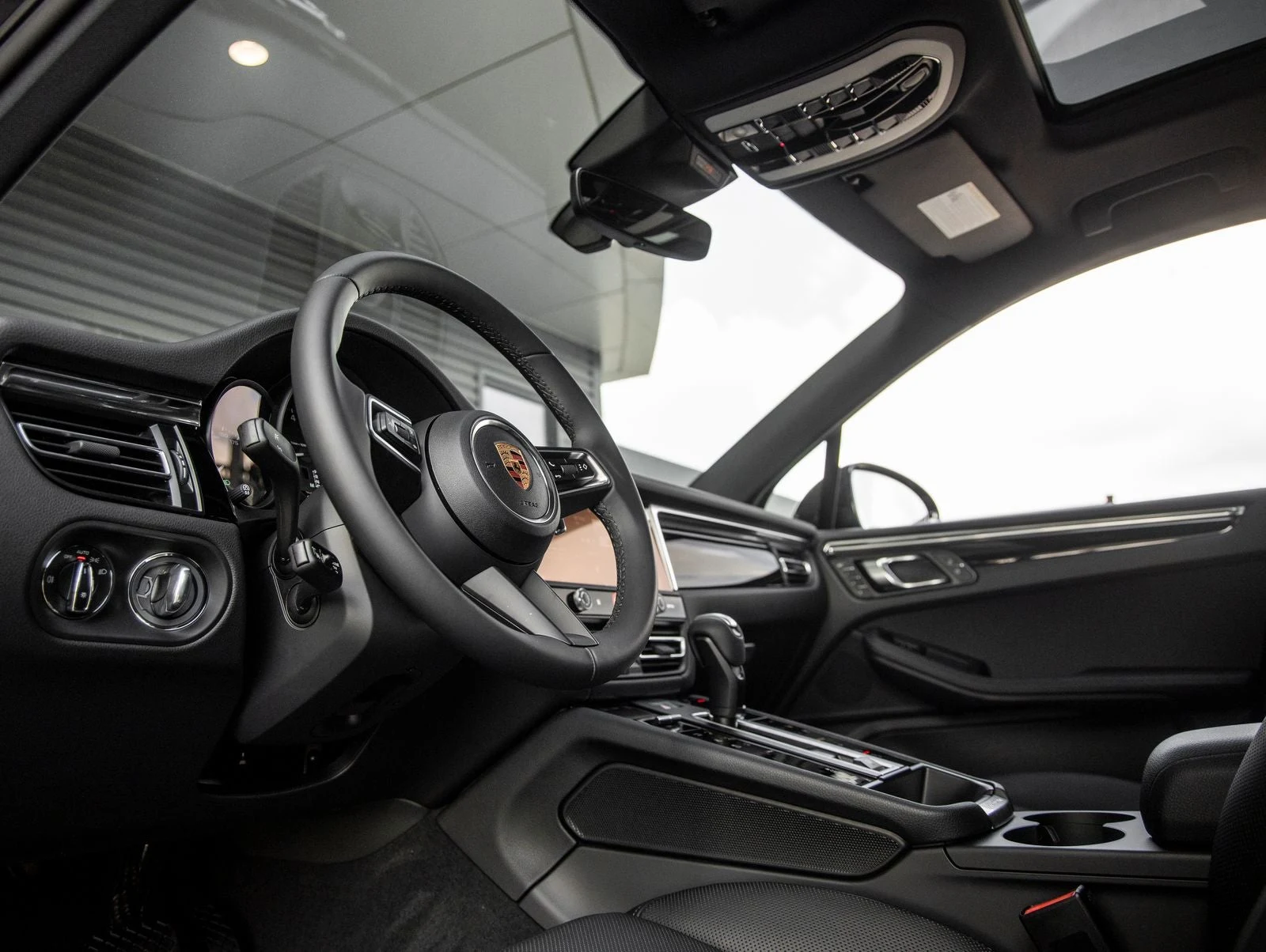 2026 Porsche Macan (95B), 4/20