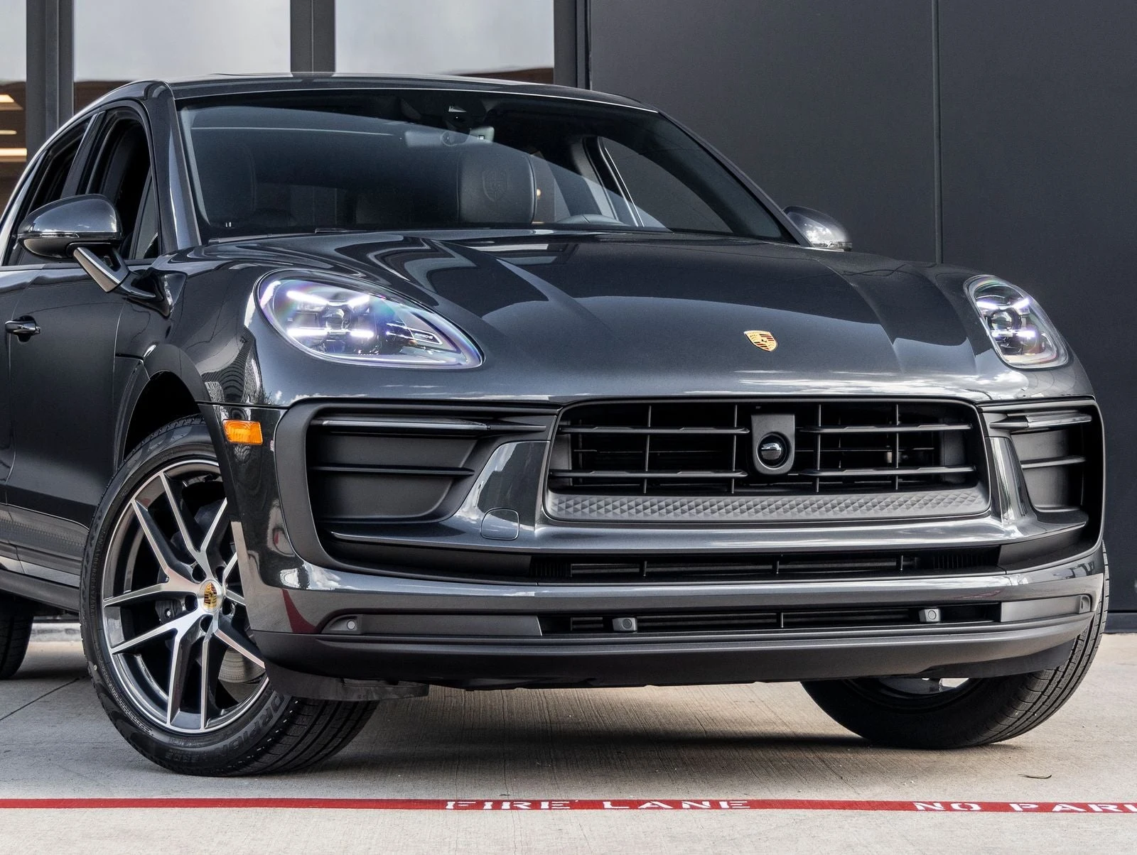 2026 Porsche Macan (95B), 9/20