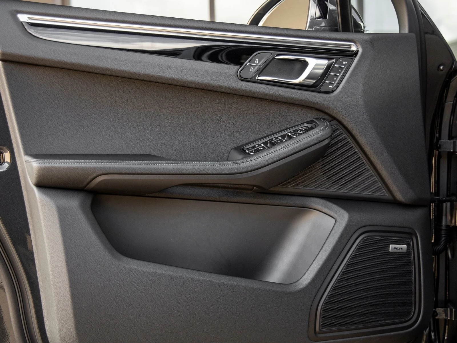 2026 Porsche Macan (95B), 20/20
