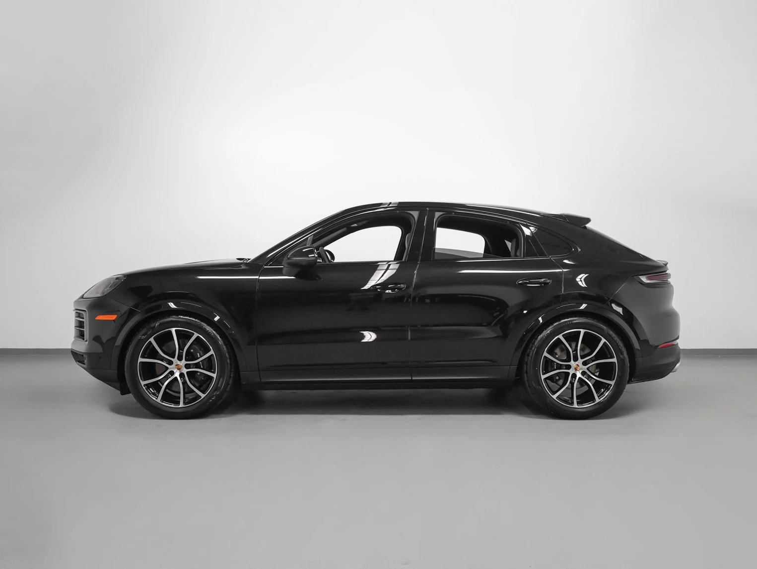 2026 Porsche Cayenne Coupé (3rd Generation), 2/20
